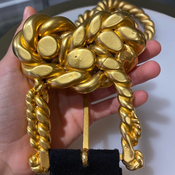 Authentic Chanel Vintage Twisted Gold Belt XS - Picture 12 of 16